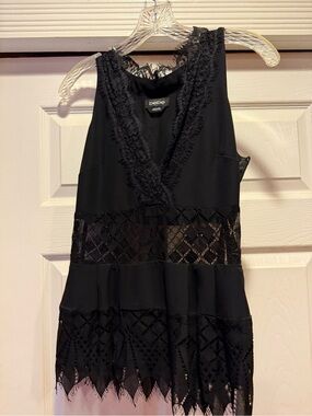 bebe Black Lace V-Neck Tiered Dress